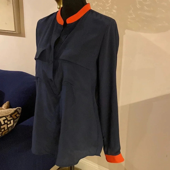 Vince silk blouse size 2 - Picture 3 of 6